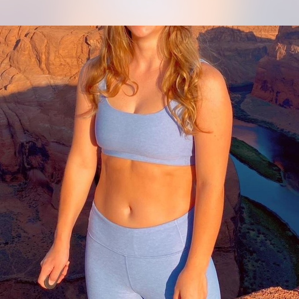 Women's Outdoor Voices Blue Sports Bra and Leggings Set